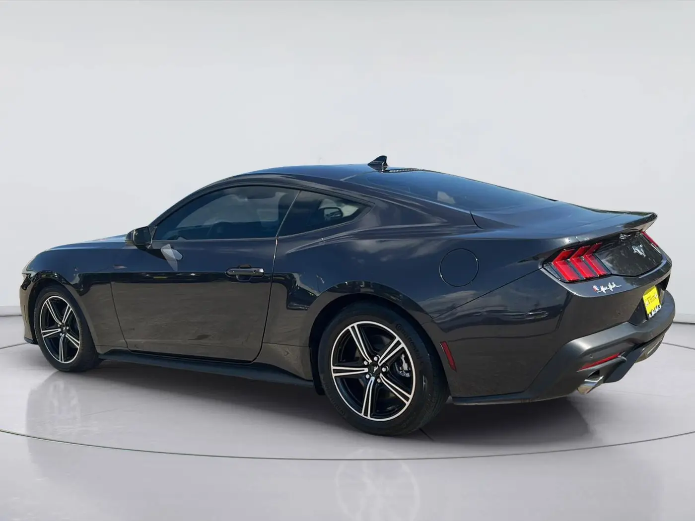 2024 Ford Mustang - $30,925