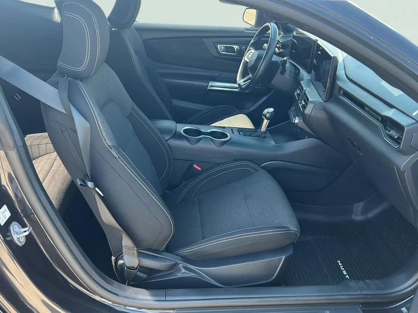 2024 Ford Mustang - $30,925