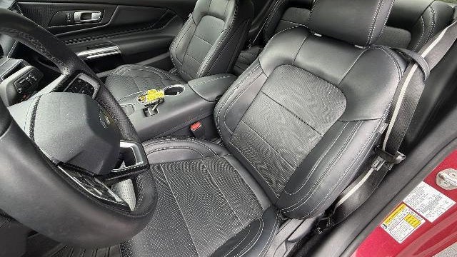 2025 Ford Mustang EcoBoost