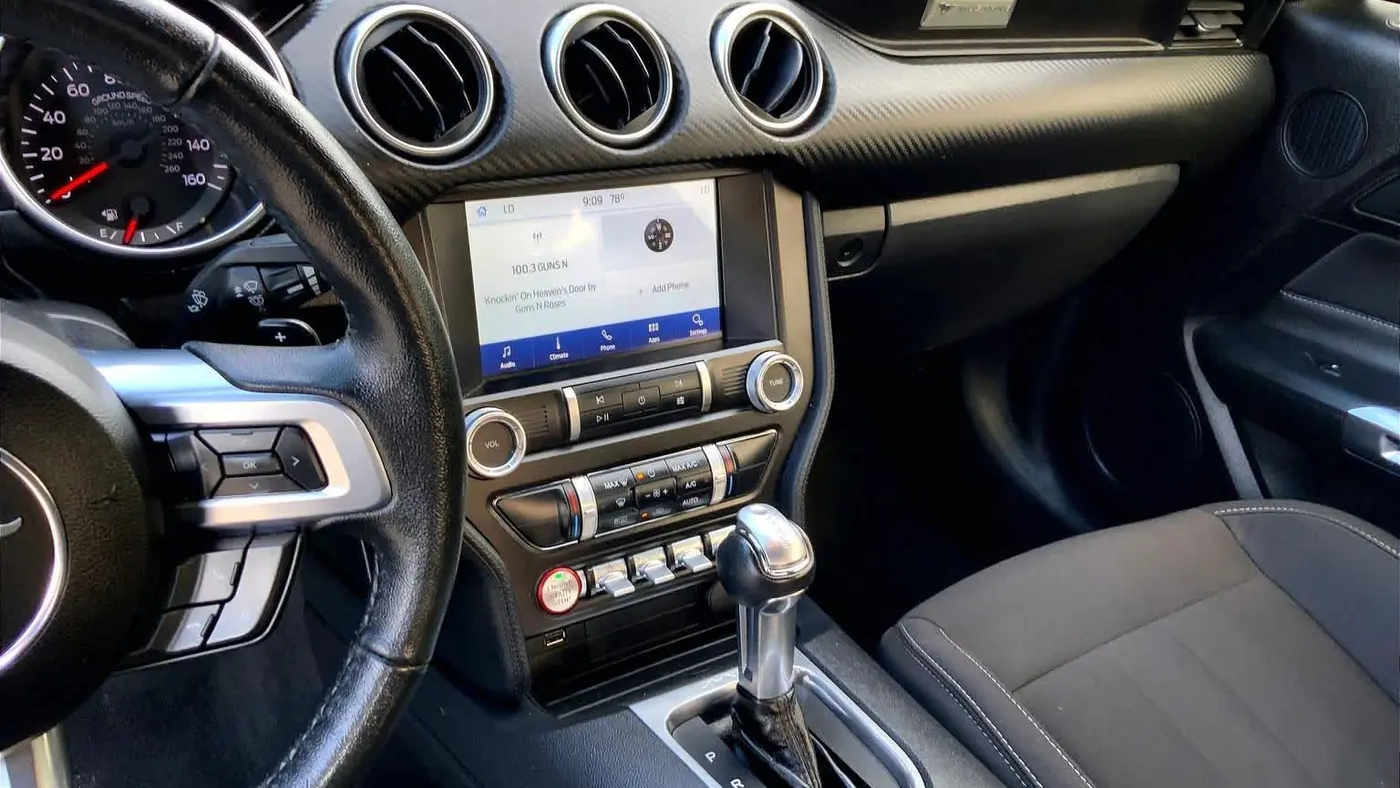 2021 Ford Mustang EcoBoost