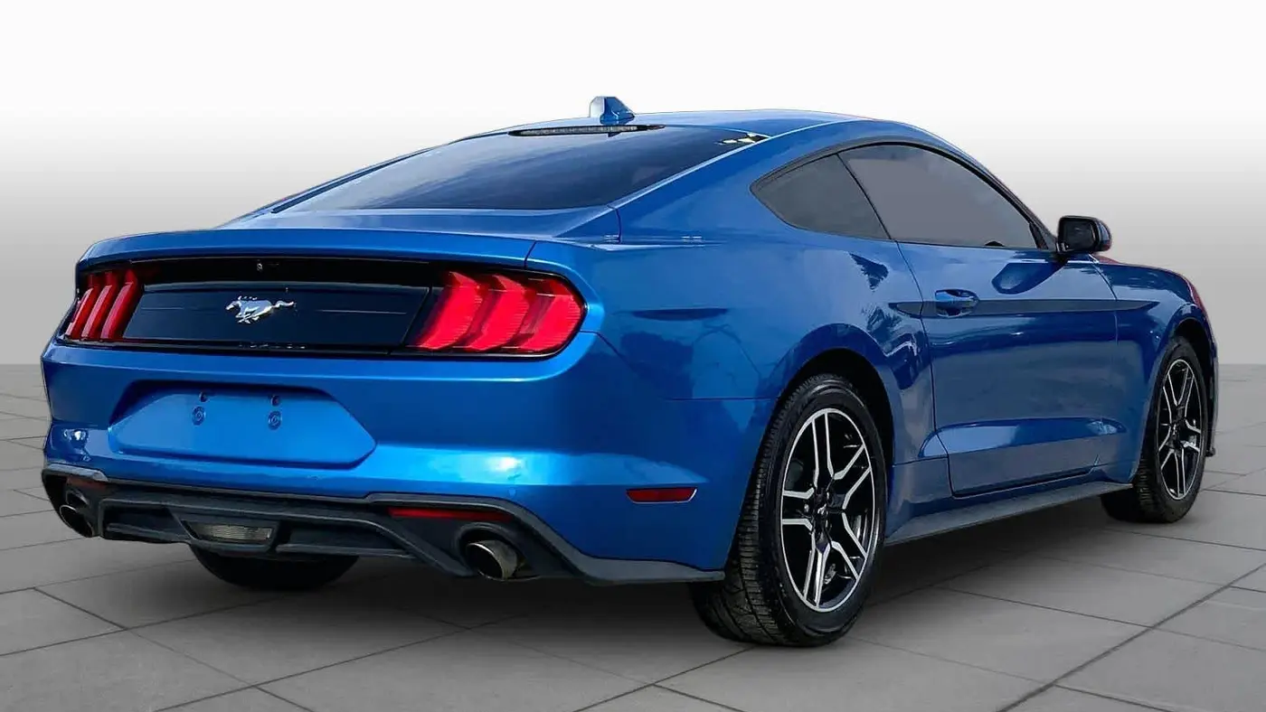 2021 Ford Mustang EcoBoost