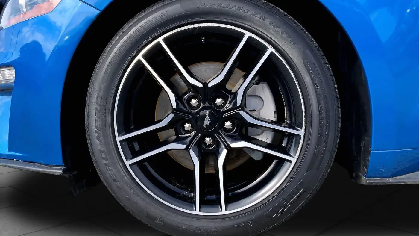2021 Ford Mustang EcoBoost