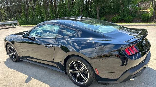 2025 Ford Mustang EcoBoost