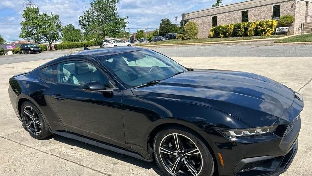 2025 Ford Mustang EcoBoost