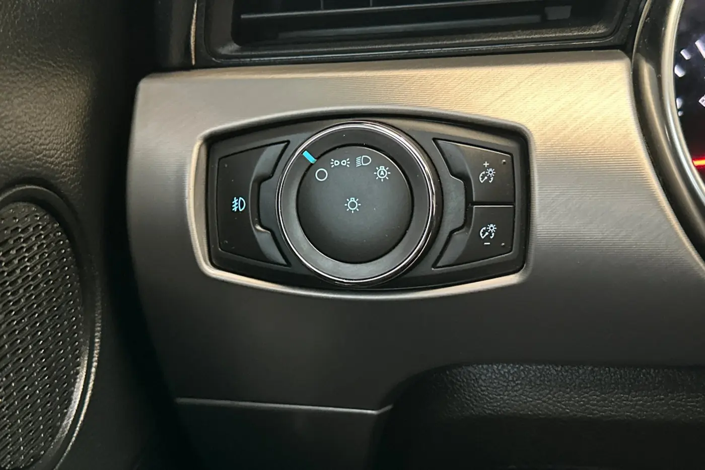 2021 Ford Mustang - $19,250