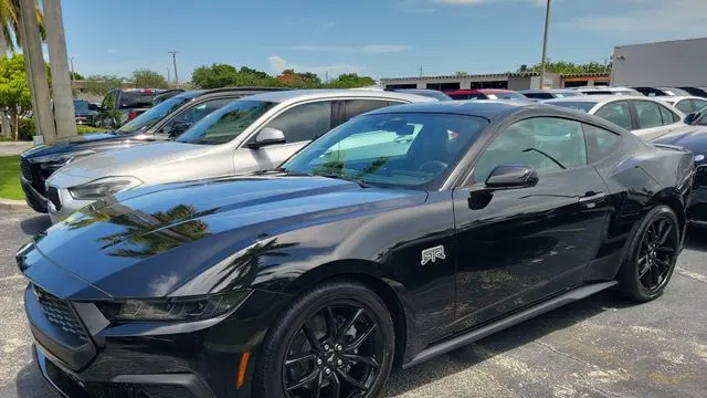 2024 Ford Mustang EcoBoost