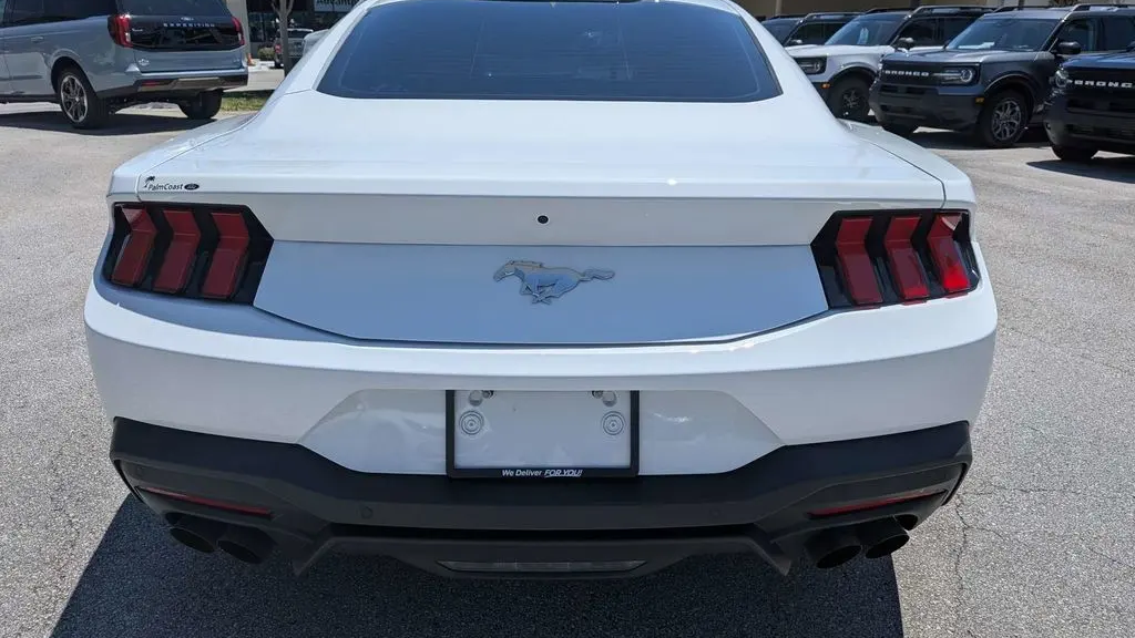 2024 Ford Mustang EcoBoost