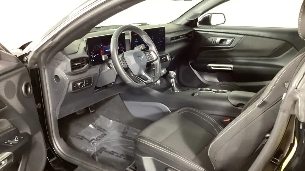 2024 Ford Mustang EcoBoost