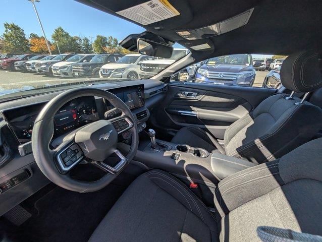 2026 Ford Mustang - $32,000
