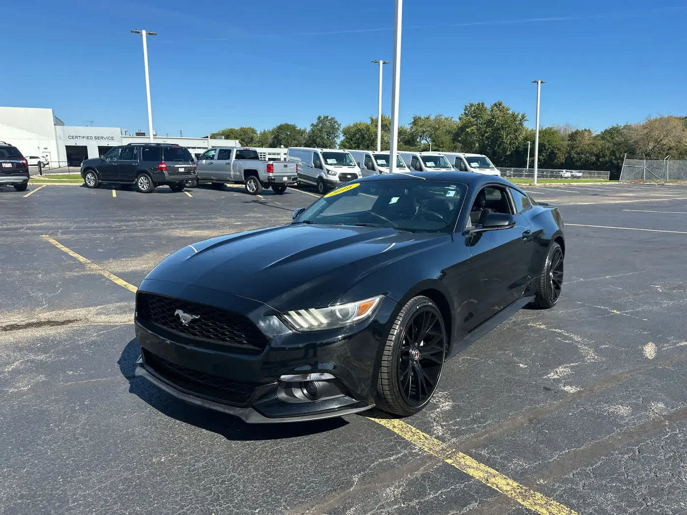 2016 Ford Mustang - $17,990