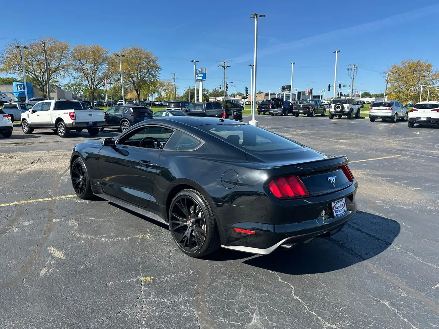 2016 Ford Mustang - $17,990