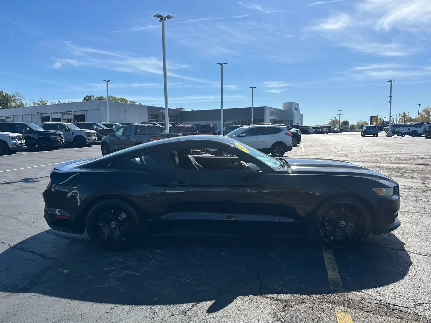 2016 Ford Mustang - $17,990