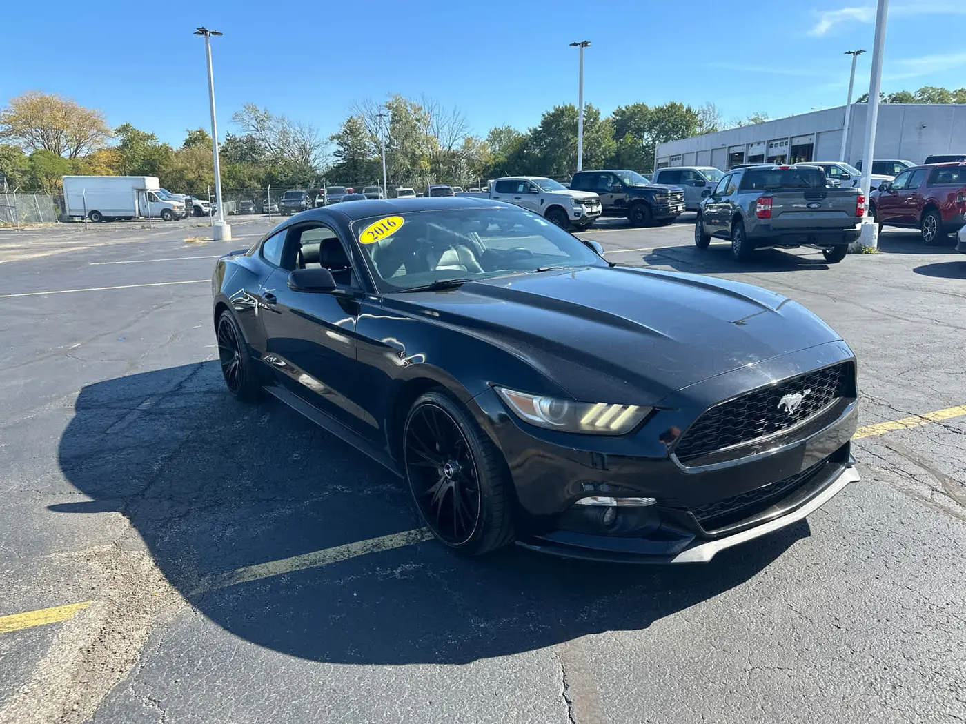 2016 Ford Mustang - $17,990