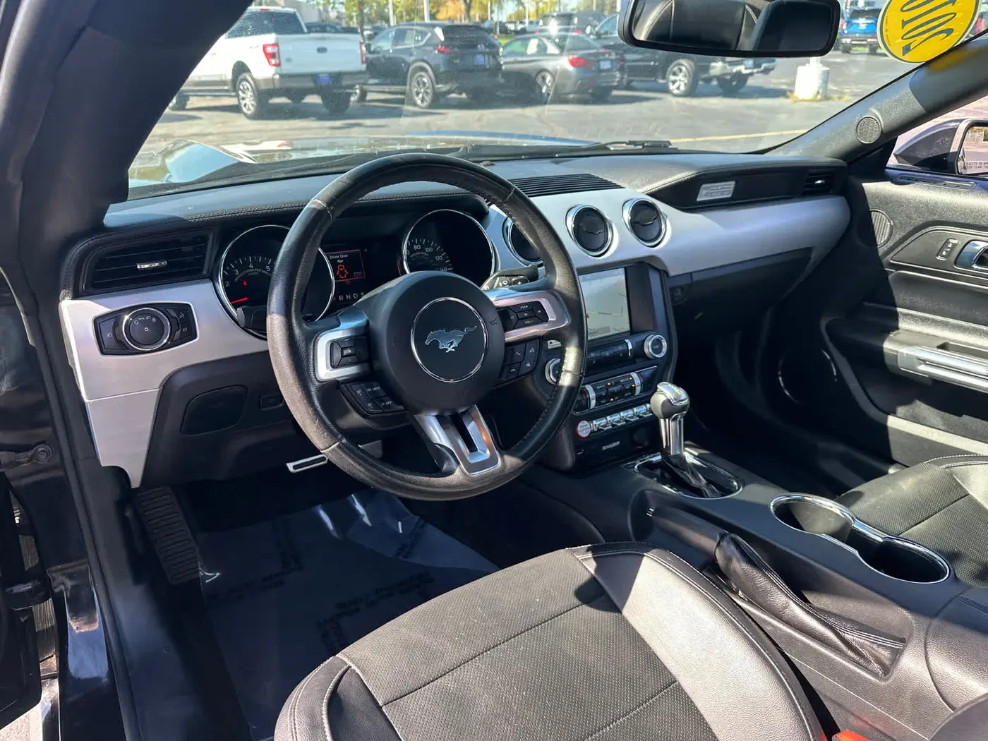 2016 Ford Mustang - $17,990
