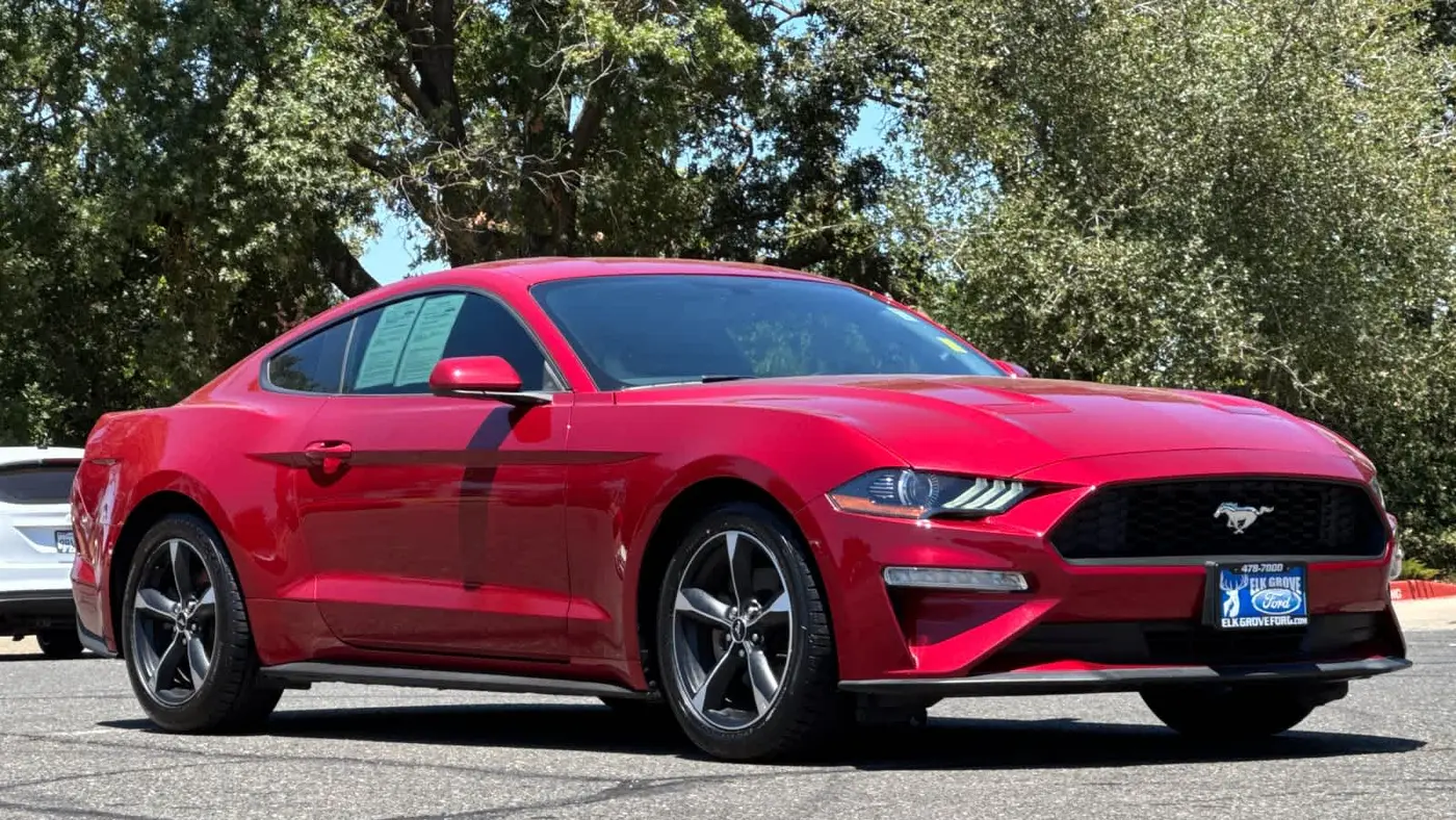 2020 Ford Mustang EcoBoost