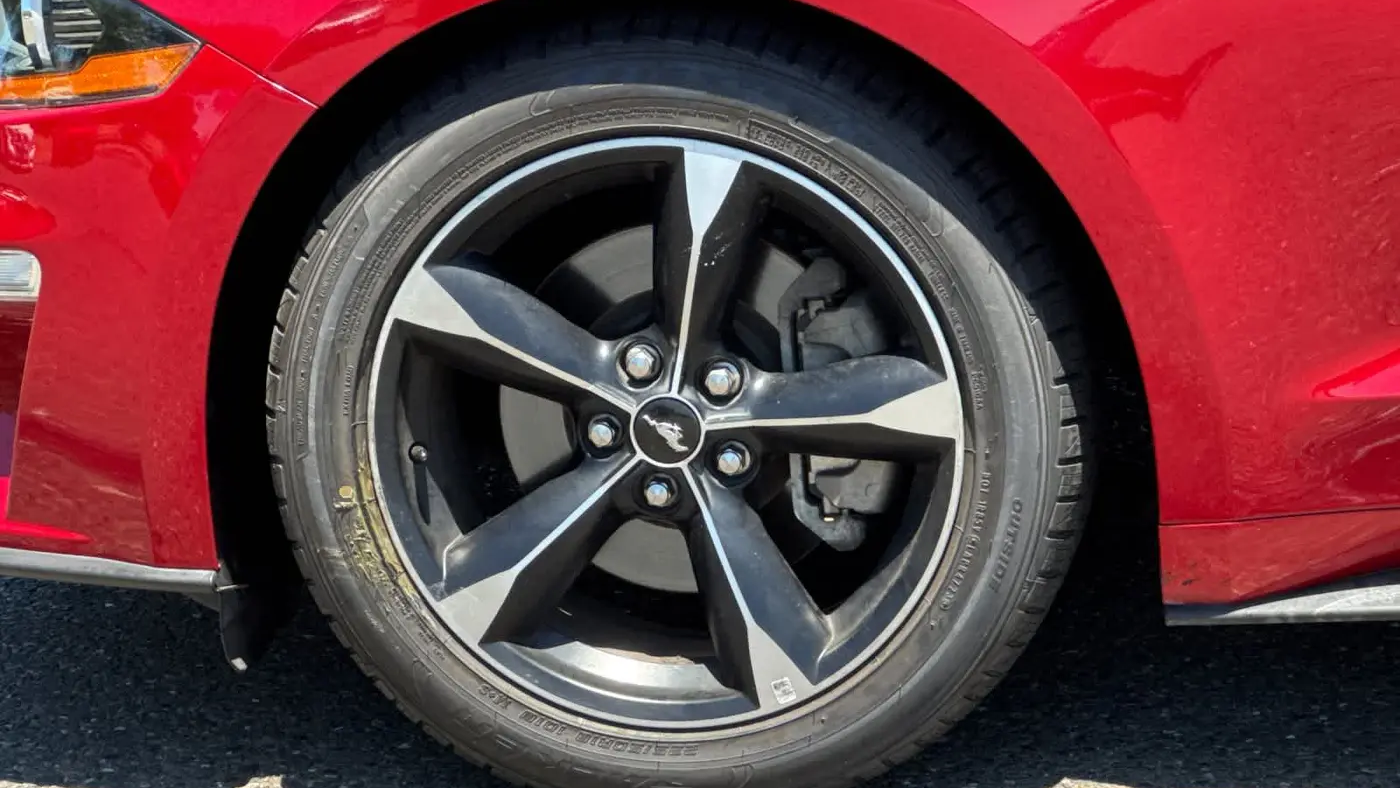 2020 Ford Mustang EcoBoost