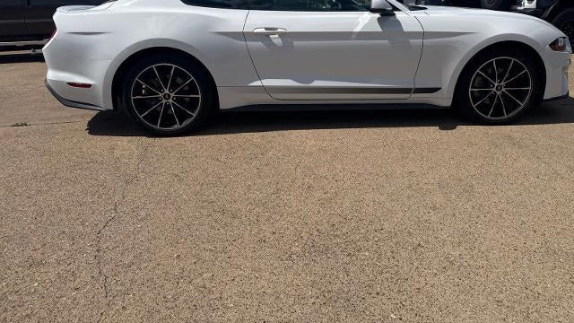 2020 Ford Mustang EcoBoost