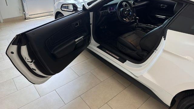 2021 Ford Mustang EcoBoost