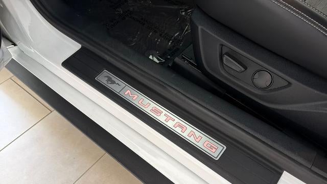 2021 Ford Mustang EcoBoost