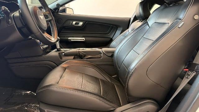 2021 Ford Mustang EcoBoost