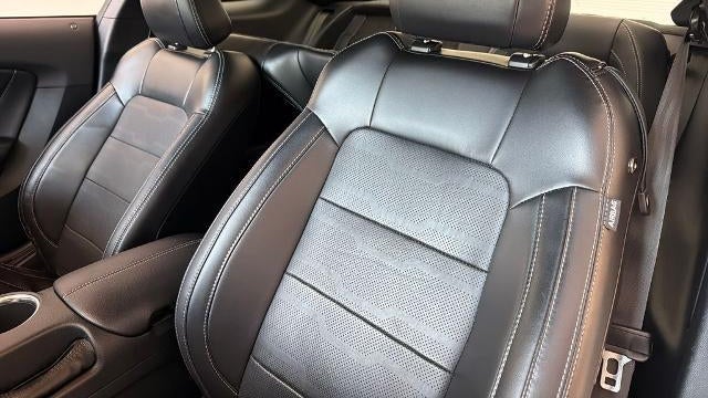 2021 Ford Mustang EcoBoost