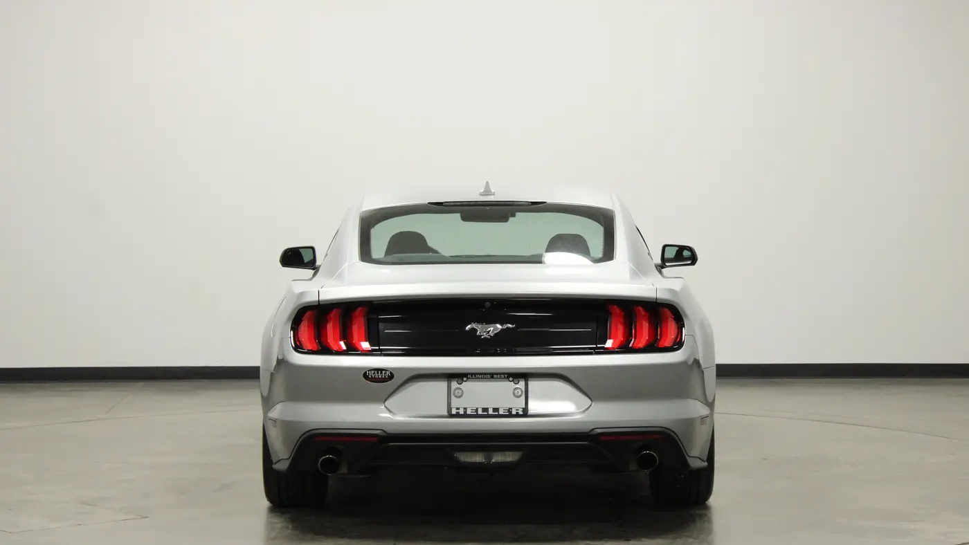 2022 Ford Mustang EcoBoost