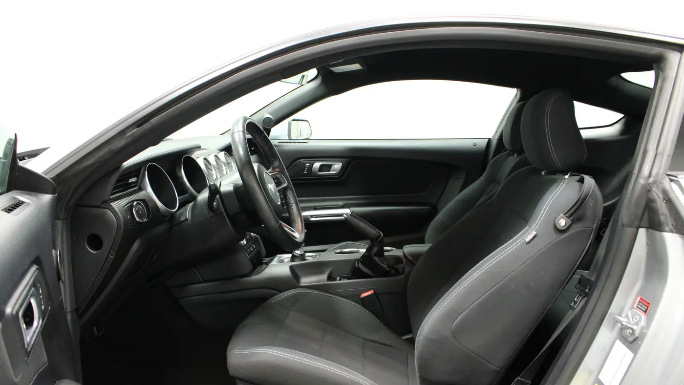 2022 Ford Mustang EcoBoost