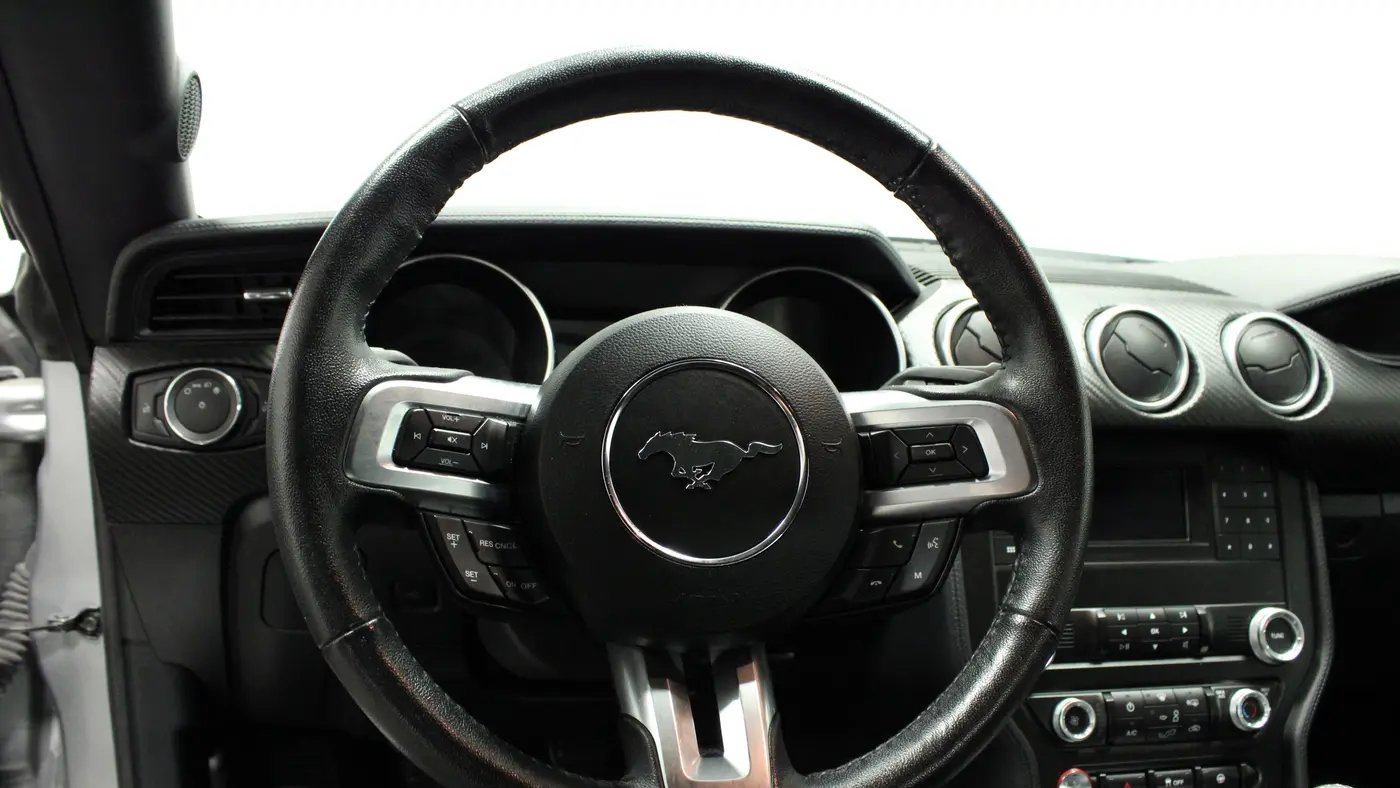 2022 Ford Mustang EcoBoost