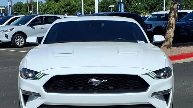 2022 Ford Mustang EcoBoost