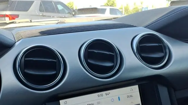2022 Ford Mustang EcoBoost