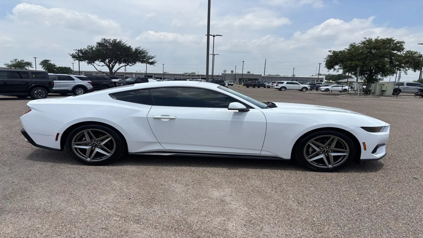 2025 Ford Mustang EcoBoost