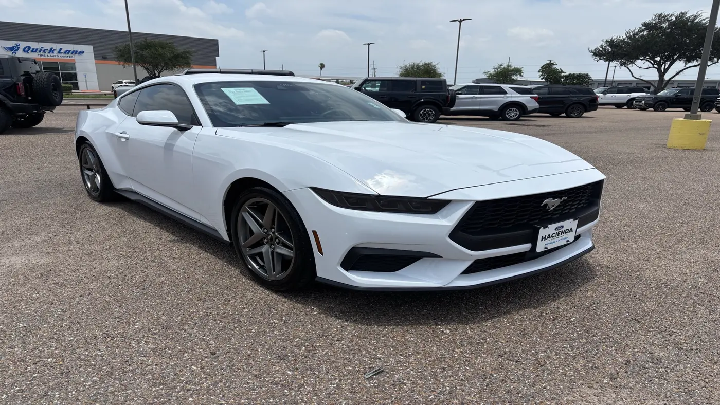 2025 Ford Mustang EcoBoost