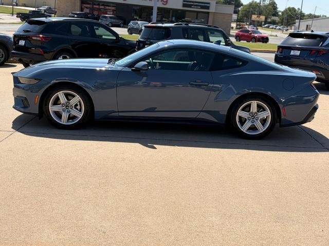 2026 Ford Mustang - $37,595