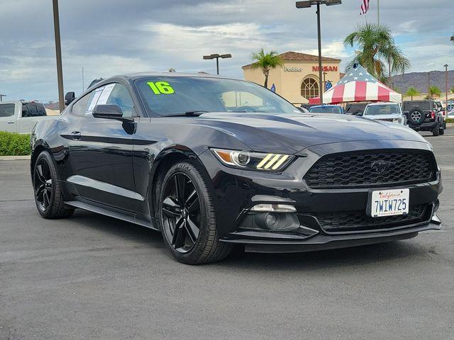 2016 Ford Mustang EcoBoost — photo 1 of 12