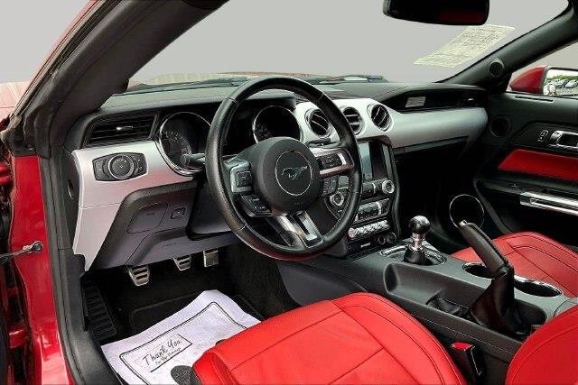 2016 Ford Mustang - $19,900