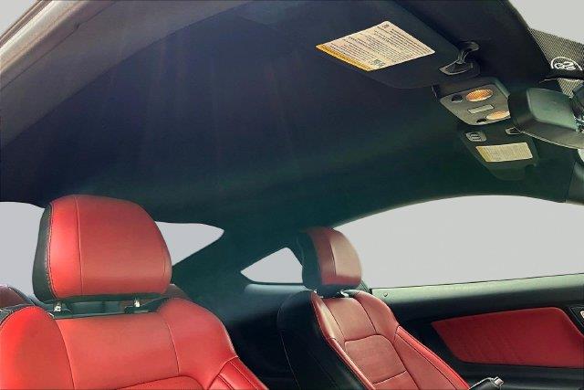 2016 Ford Mustang - $19,900