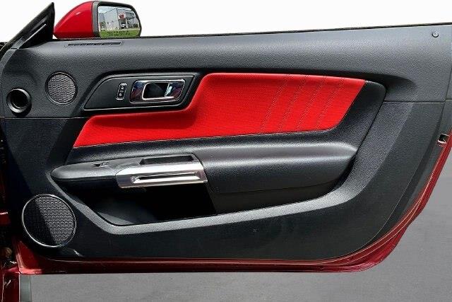 2016 Ford Mustang - $19,900