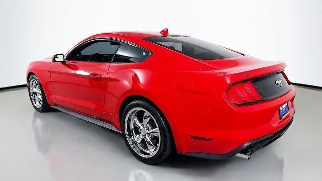 2020 Ford Mustang EcoBoost