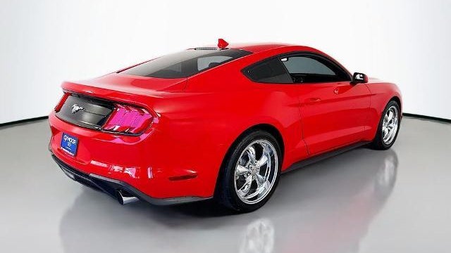 2020 Ford Mustang EcoBoost