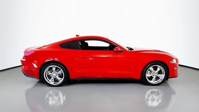 2020 Ford Mustang EcoBoost