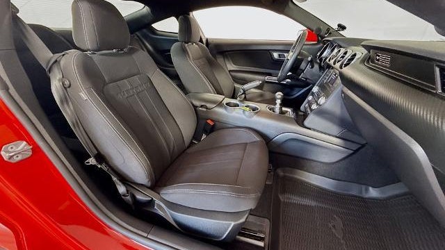 2020 Ford Mustang EcoBoost