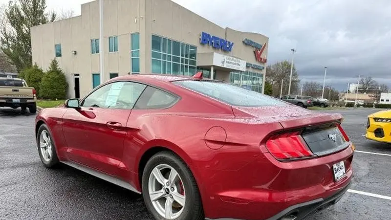 2021 Ford Mustang EcoBoost