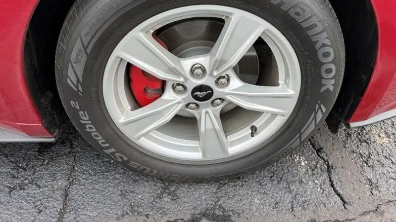 2021 Ford Mustang EcoBoost
