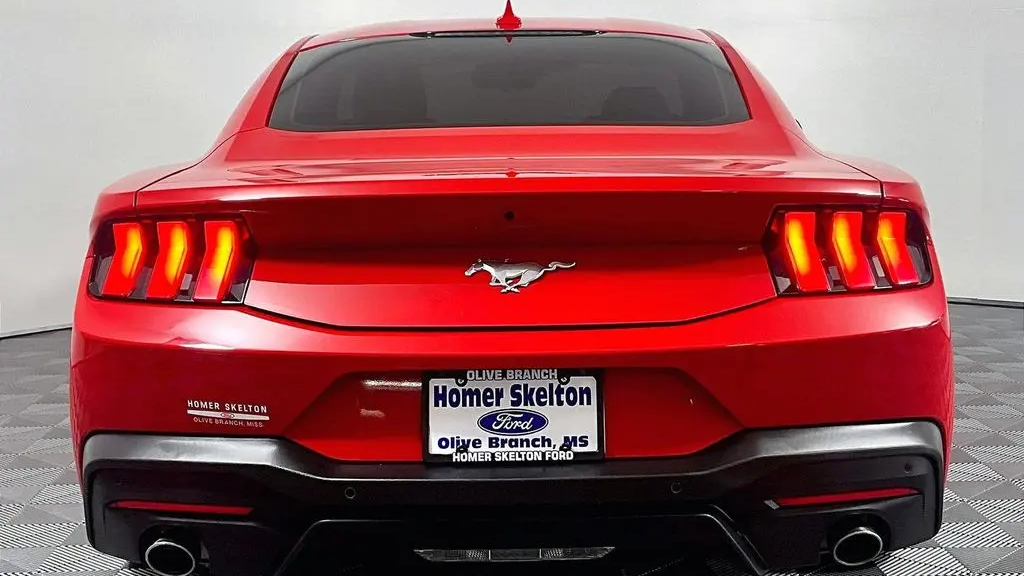 2024 Ford Mustang EcoBoost