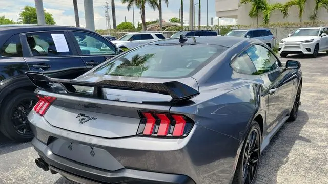 2024 Ford Mustang EcoBoost