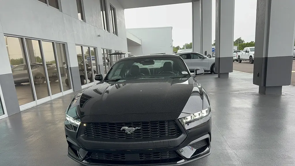 2024 Ford Mustang EcoBoost Premium