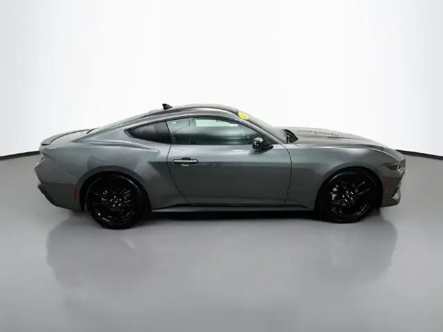 2025 Ford Mustang - $33,312