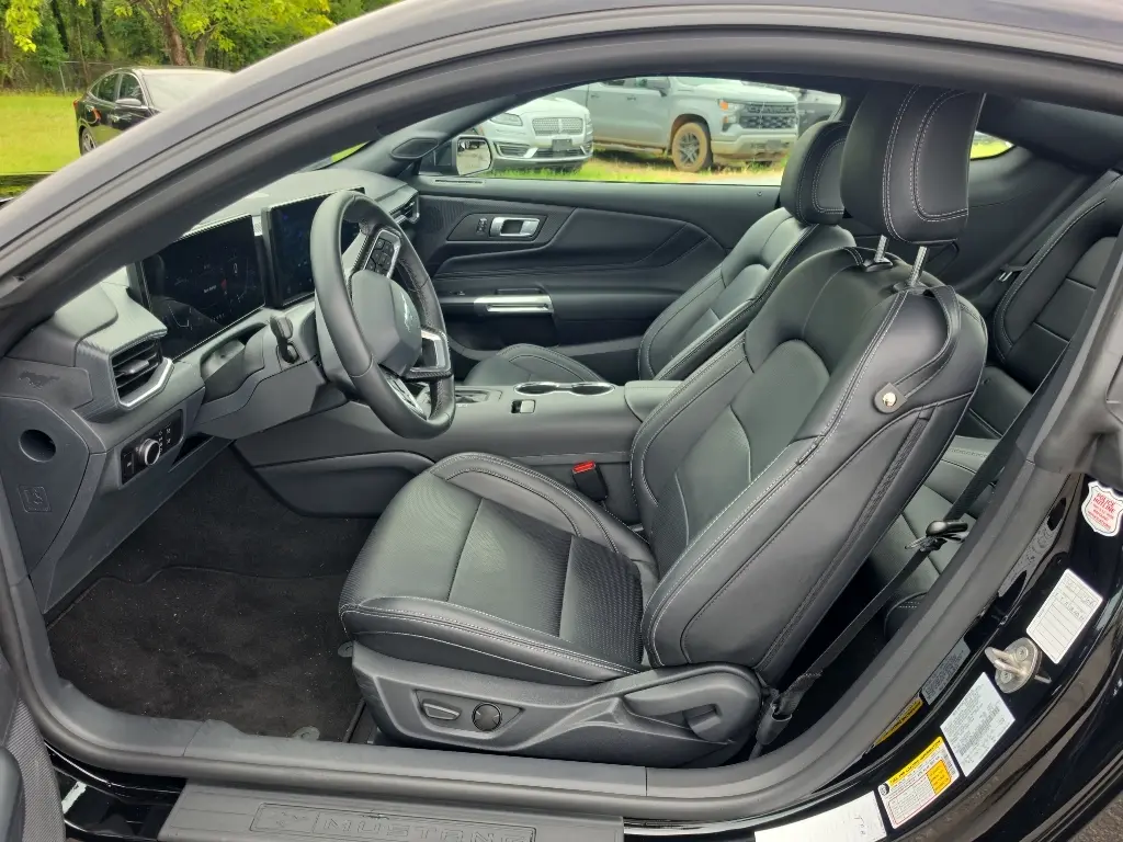 2026 Ford Mustang - $32,980