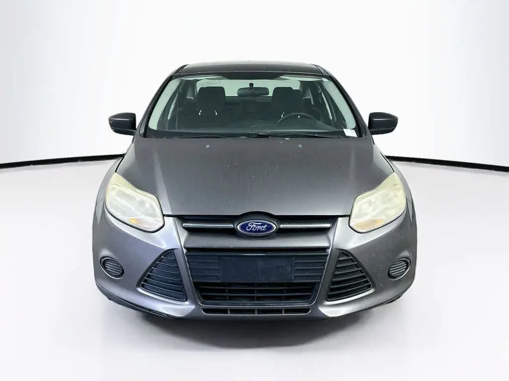 2013 Ford Focus - $4,526