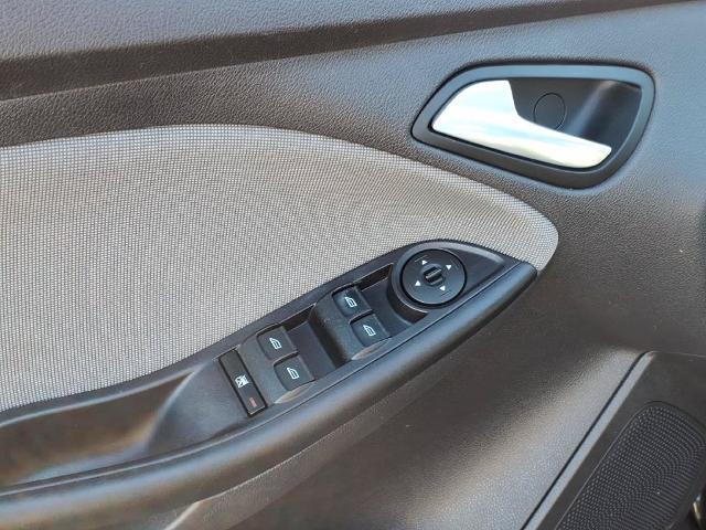 2014 Ford Focus - $4,998